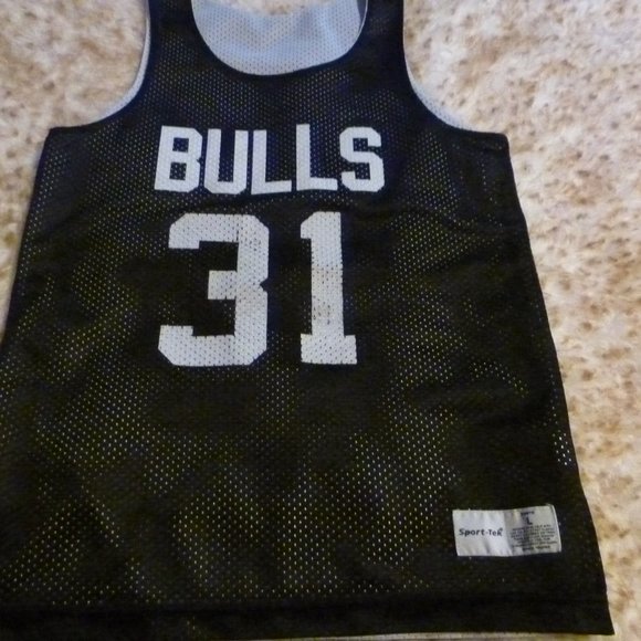 bulls sleeveless